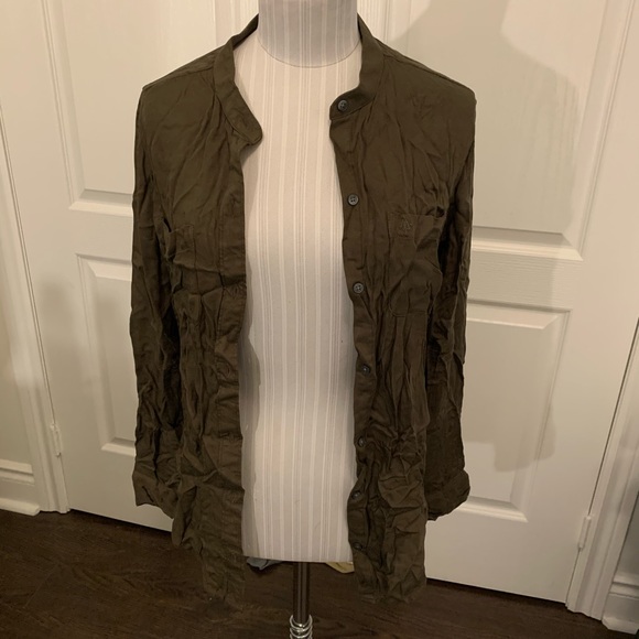 Bundle of 4 items from A&E - Picture 7 of 8